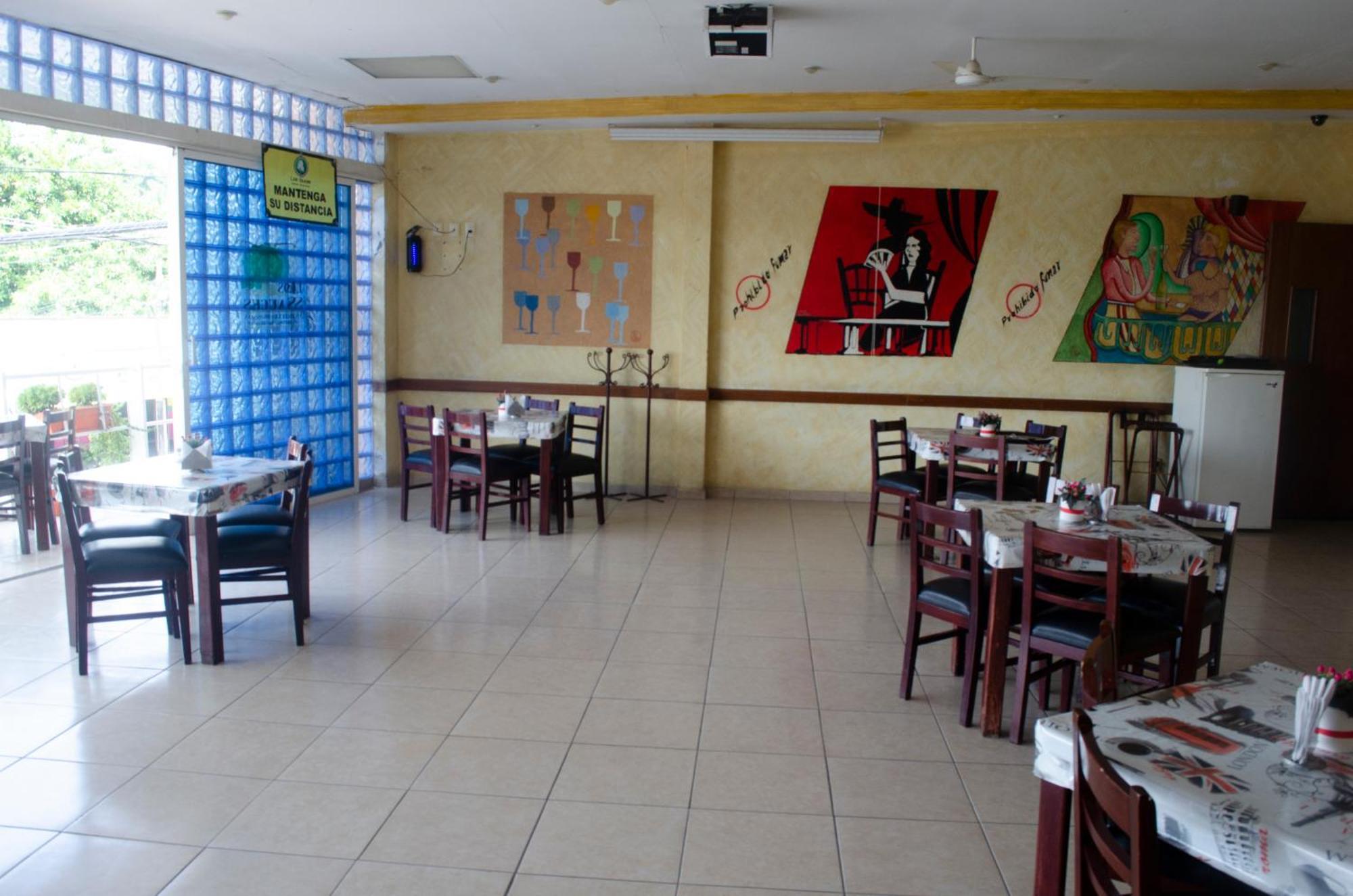 Hotel Los Sauces 瓦兹特佩克 外观 照片